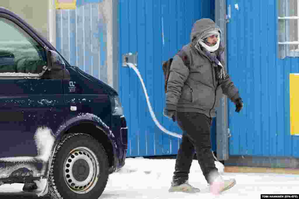 Мігрант на памежным пераходзе ў Фінляндыі&nbsp;