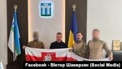 Ваяры палку Каліноўскага і сакратар Ровенскай гарадзкой рады Віктар Шакірзян