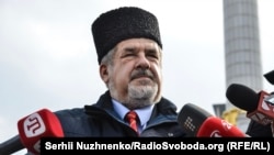 Украина. Глава Меджлиса крымско-татарского народа Рефат Чубаров на акции "Запрет Меджлиса - запрет народа", Киев, 29.09.2016