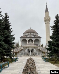 Пад абстрэл патрапіла Марыюпальская мячэць, дзе хаваліся людзі, 12 сакавіка