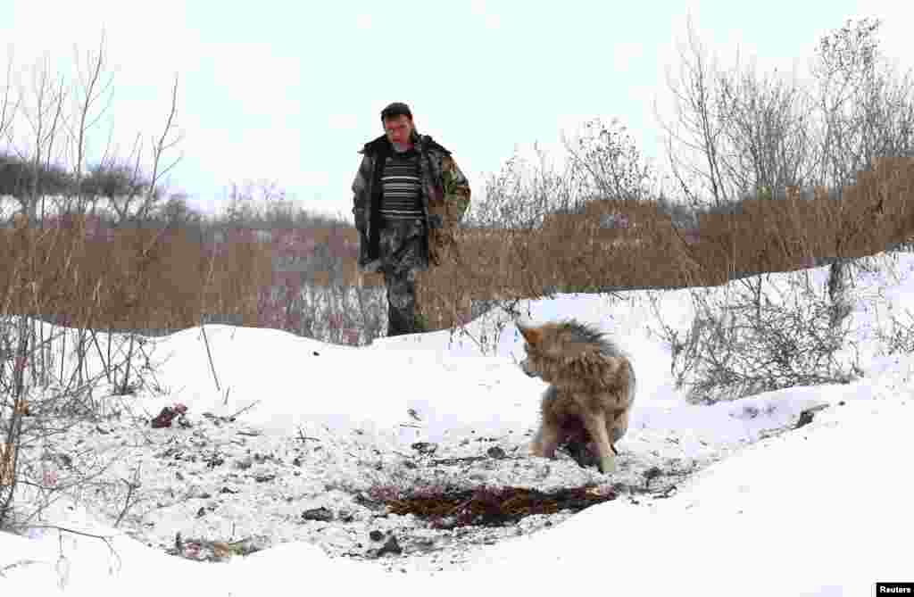 Гэтыя грошы складаюць прыкладна тры чвэрці месячнага заробку&nbsp;Крывенчыка, які працуе вартаўніком у збожжасховішчы, але ён ня любіць паляваць круглы год.