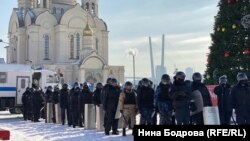 Полиция на митинге во Владивостоке 31 января, архивное фото