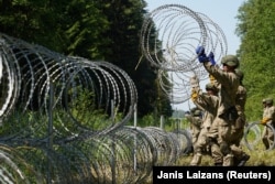 Будаўніцтва агароджы на мяжы зь Беларусьсю