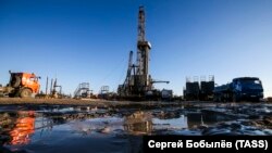 Скважина на месторождении нефтяного промысла "Роснефти"