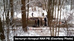 Агульны выгляд месца экспэдыцыі: замкавы роў жаберскага палаца Вішнявецкіх