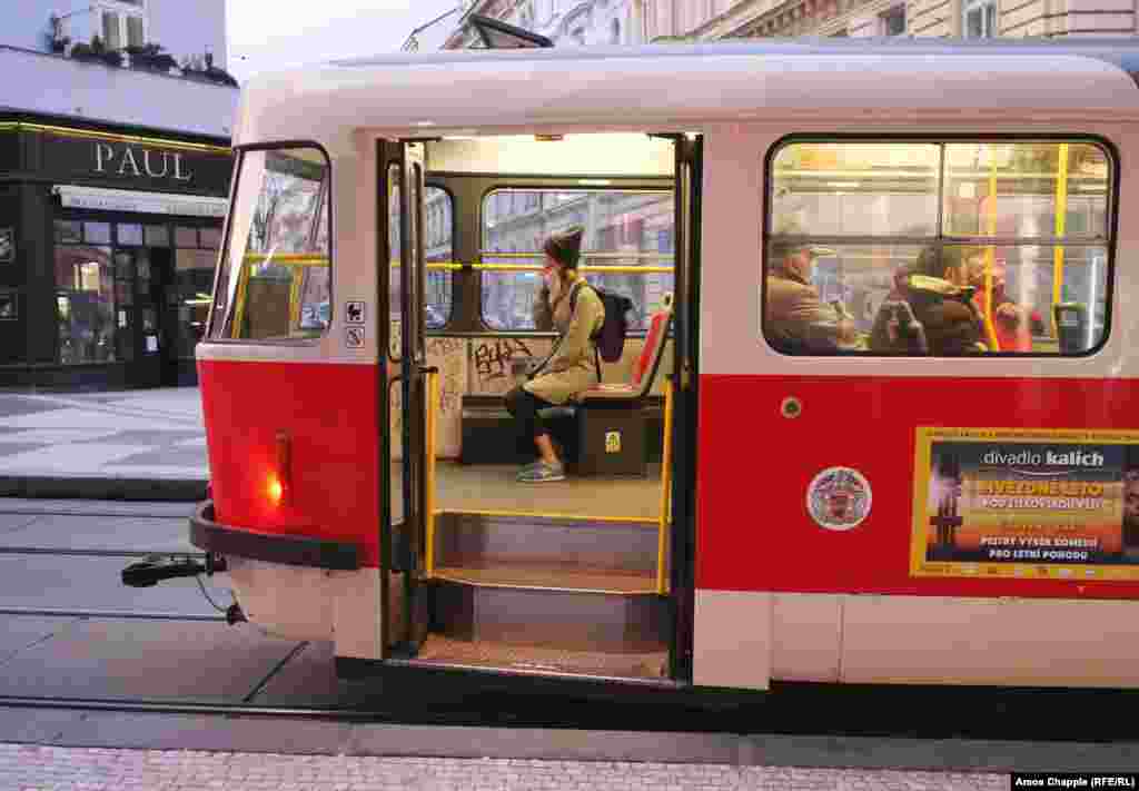 Czechia -- Photos of Prague transport and during quarantine as the coronavirus pandemic sweeps Europe