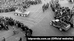 Савецкія войскі ў Рызе, 17 чэрвеня 1940 году