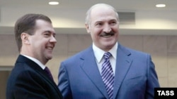 Дмитрий Медведев и Александр Лукашенко в Минске, 27 ноября 2009 г