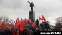 Митинг коммунистов у памятника Ленину в Севастополе, 14 декабря 2019 год