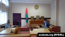 Адвакат Сяргей Зікрацкі ў судзе па справе Астапенкі, 23 сьнежня