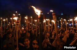 Шэсьце ў Ерэване памяці ахвяраў генацыду армянаў, здымак 2017 году