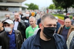 Ціханоўскі нават у ізалятары падтрымліваў людзей песьнямі