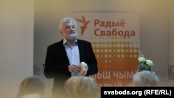 Уладзімер Арлоў