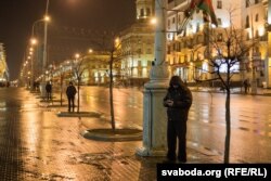 «Людзі ў цывільным» у Менску, ілюстрацыйнае фота