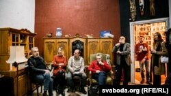 Улазіны ў кнігарні «Логвінаў»