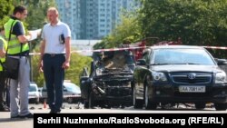 На месте взрыва автомобиля в Киеве 