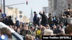 Участники антикоррупционной акции протеста 26 марта в Москве