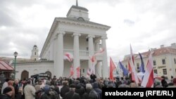 Выступае Мікола Статкевіч